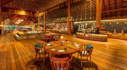 Canneli Restaurant - Hurawalhi Island Resort