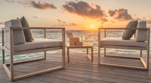 Champagne Pavilion - Hurawalhi Island Resort